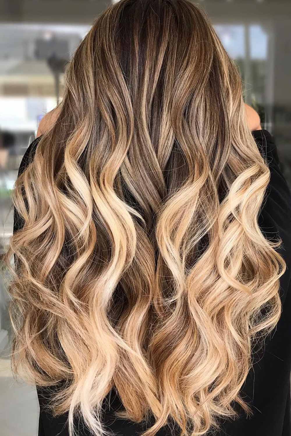 Balayage hair colour